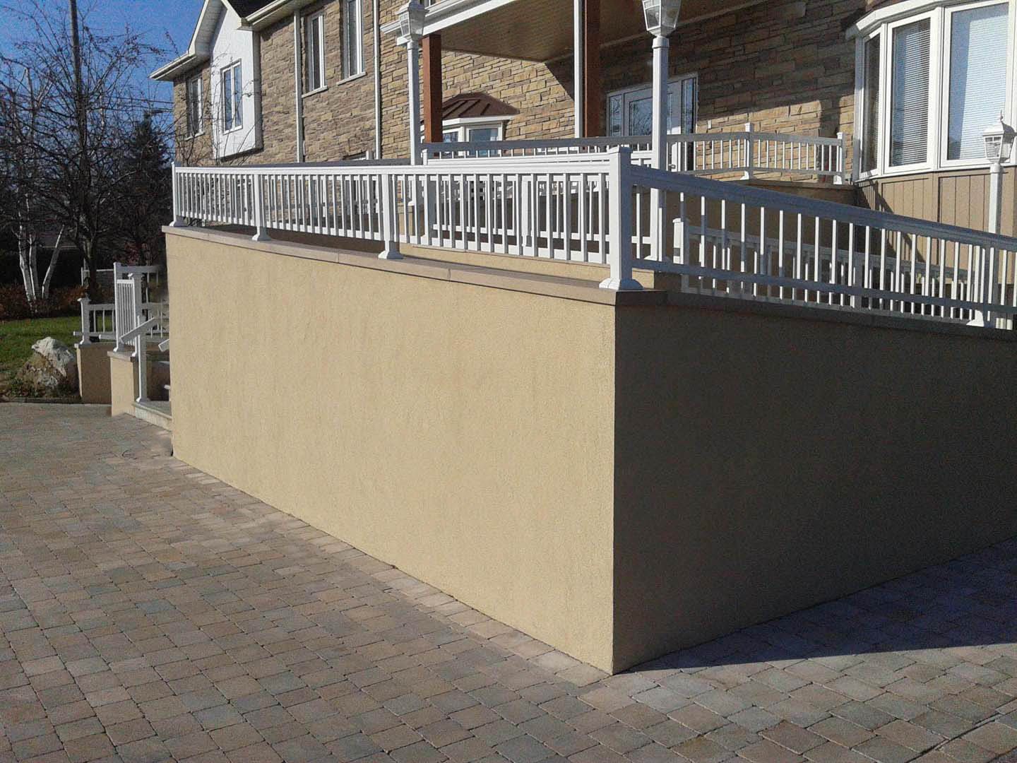 Choix de textures pour la finition en crépi acrylique sur béton